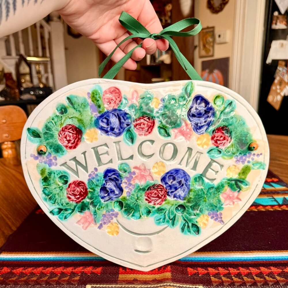 Vintage Hand Painted Ceramic Floral Heart Shaped Embossed Welcome Sign